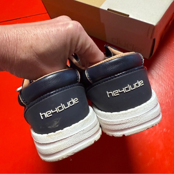 HEY DUDE NAVY SLIP ON SNEAKER LOAFERS - Picture 3 of 8